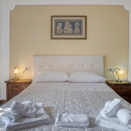 Дом отдыха Charming With Garden & Stunning Views Of