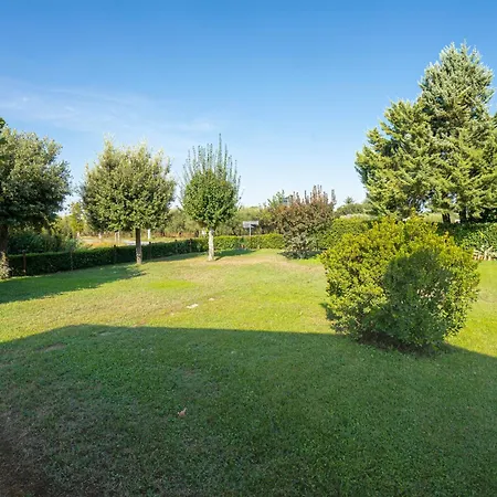 Charming With Garden & Stunning Views Of Дом отдыха