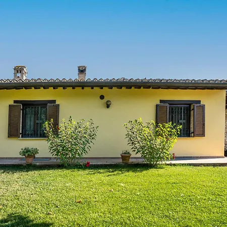 Charming With Garden & Stunning Views Of Ассизи