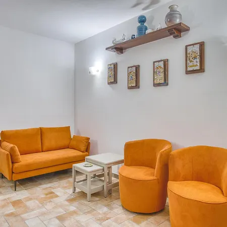 Дом отдыха Charming With Garden & Stunning Views Of *
