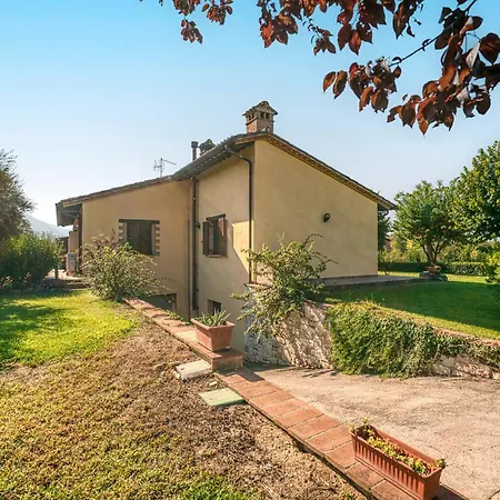 Charming With Garden & Stunning Views Of Дом отдыха